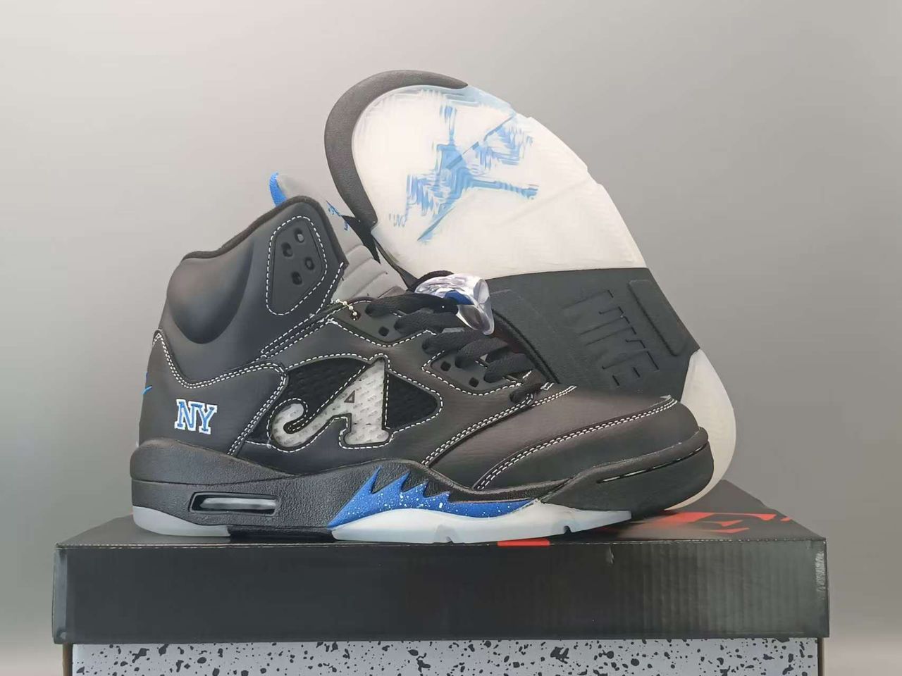 Air Jordan 5 Retro “Black Ice NY Edition”