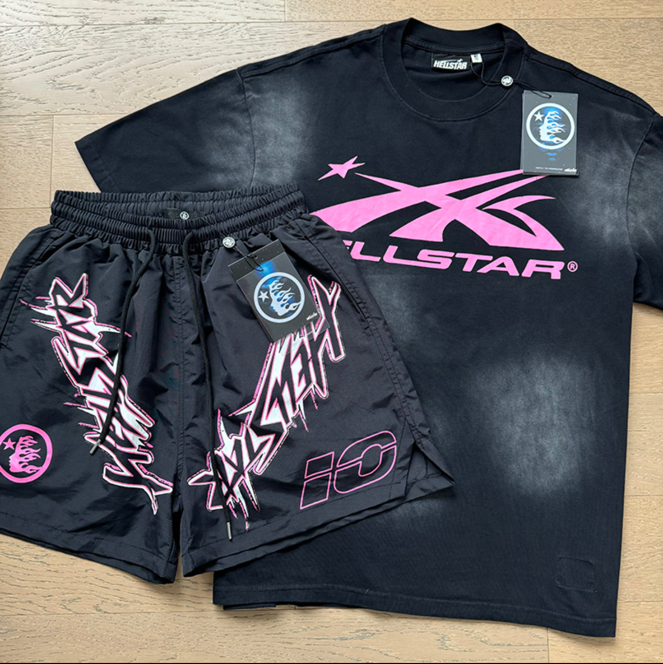 Hellstar Pink Logo Tee & Shorts Set – Black/Pink